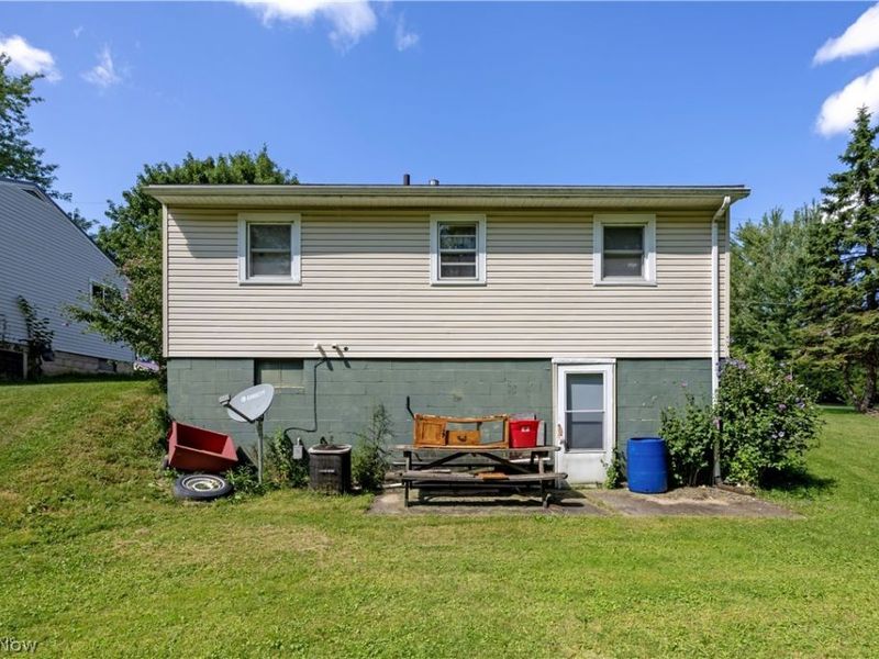 1073 Fir Drive, Mansfield, OH 44906 Photo 5