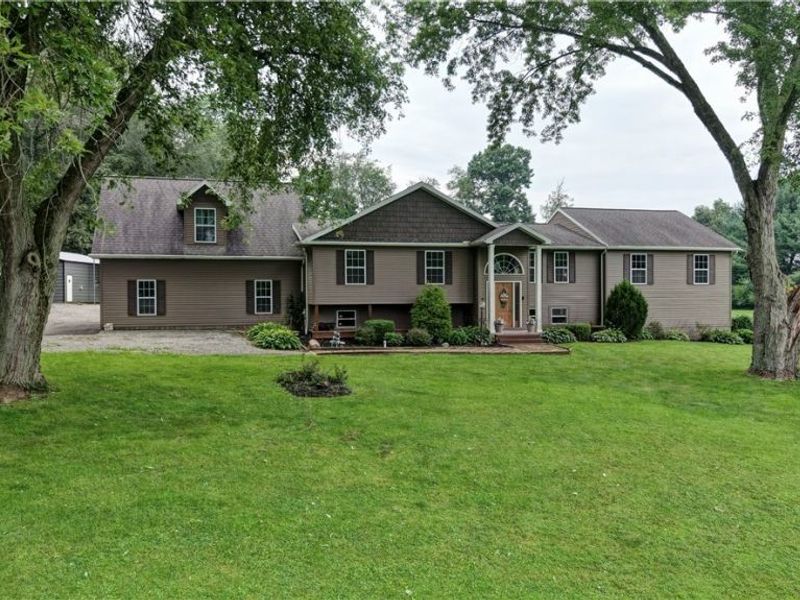 9263 Manchester Avenue SW, Beach City, OH 44608 Photo 1