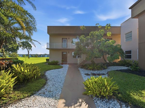 4 Flanders A, Delray Beach, FL 33484