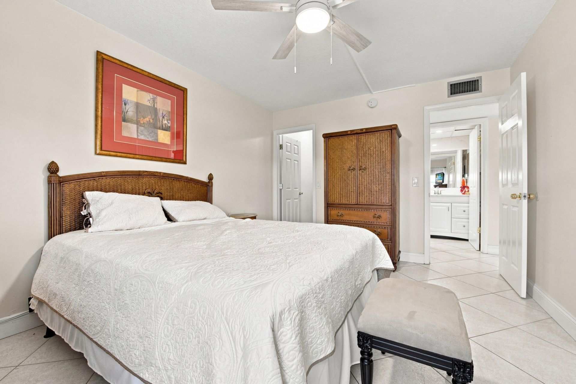 4 Flanders A, Delray Beach, FL 33484 Photo