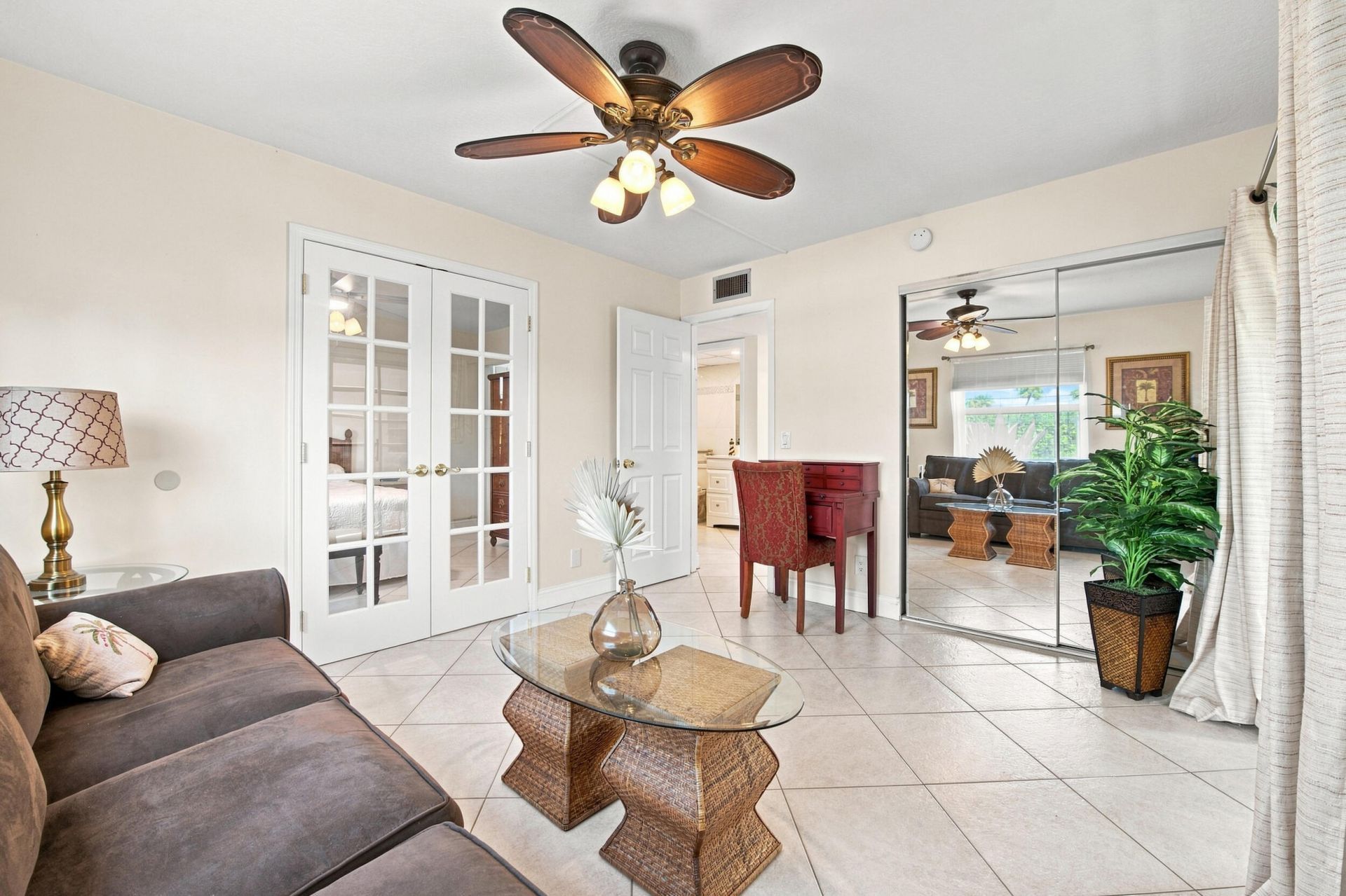 4 Flanders A, Delray Beach, FL 33484 Photo
