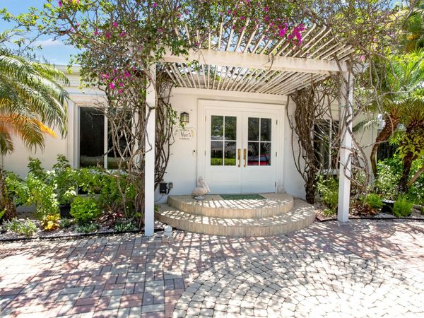 714 S Atlantic Drive, Lantana, FL 33462