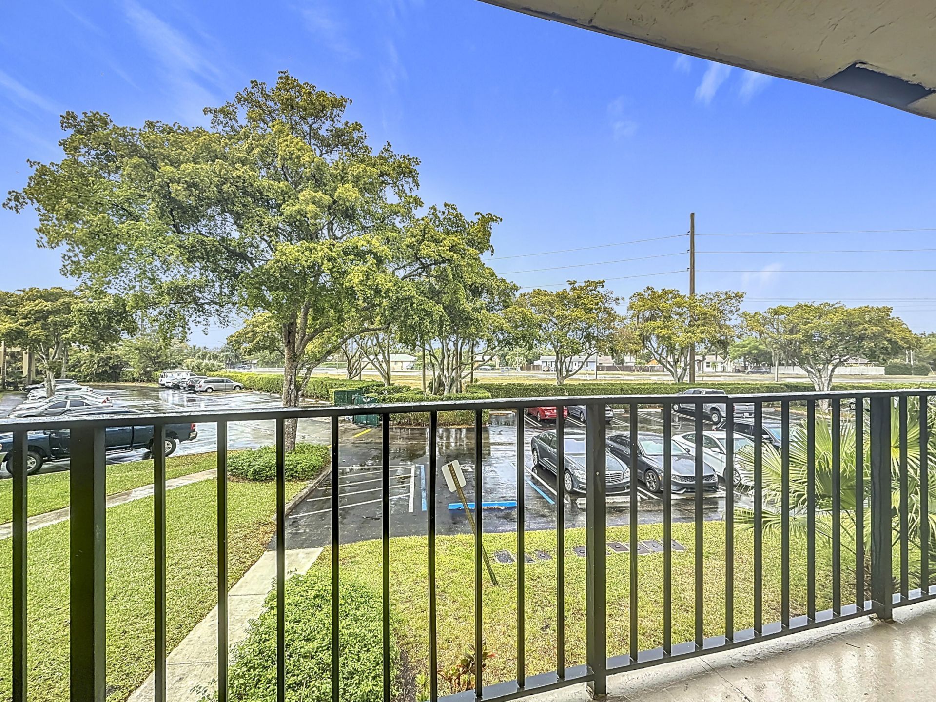 719 Meadows Circle, Boynton Beach, FL 33436 Photo