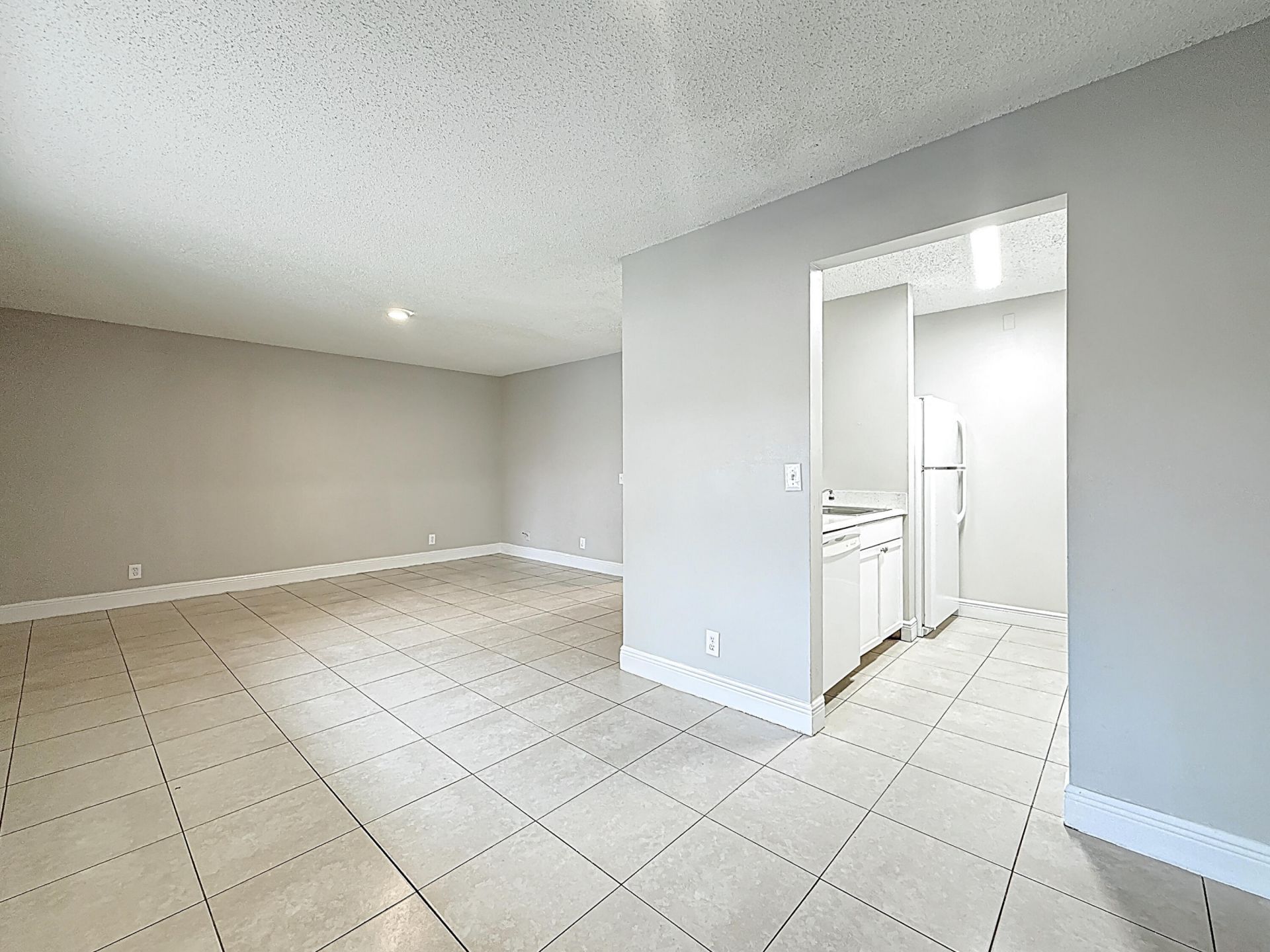 719 Meadows Circle, Boynton Beach, FL 33436 Photo