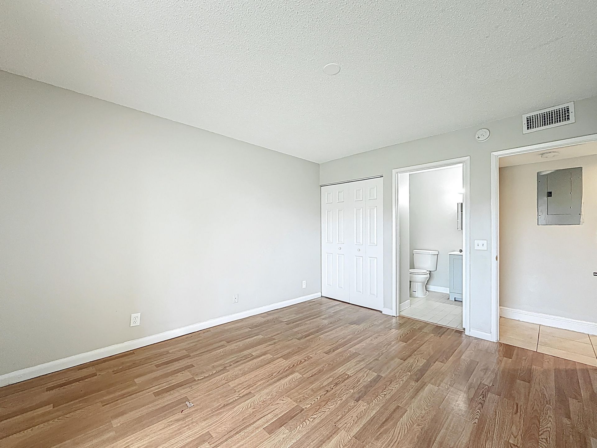 719 Meadows Circle, Boynton Beach, FL 33436 Photo