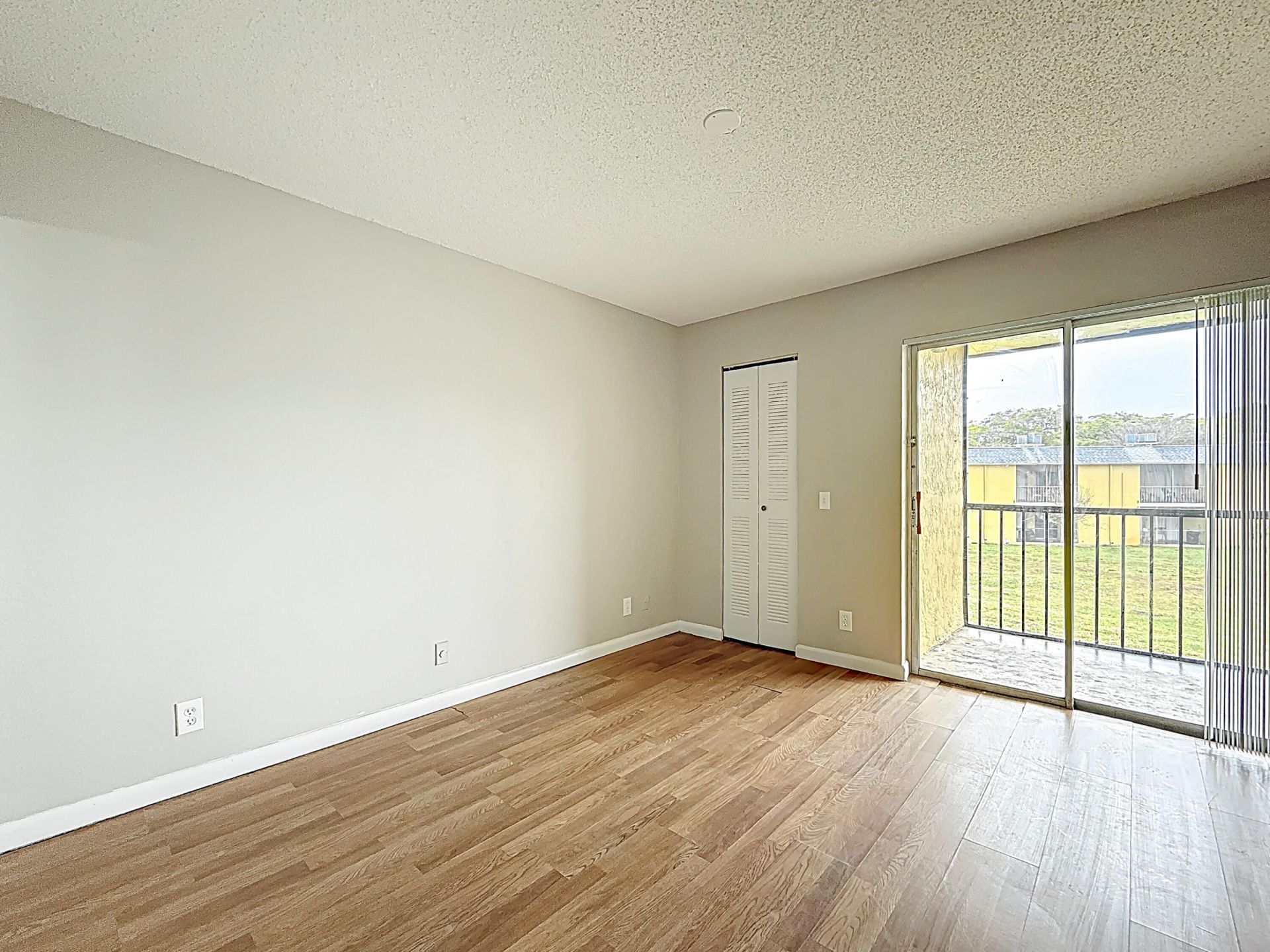 719 Meadows Circle, Boynton Beach, FL 33436 Photo