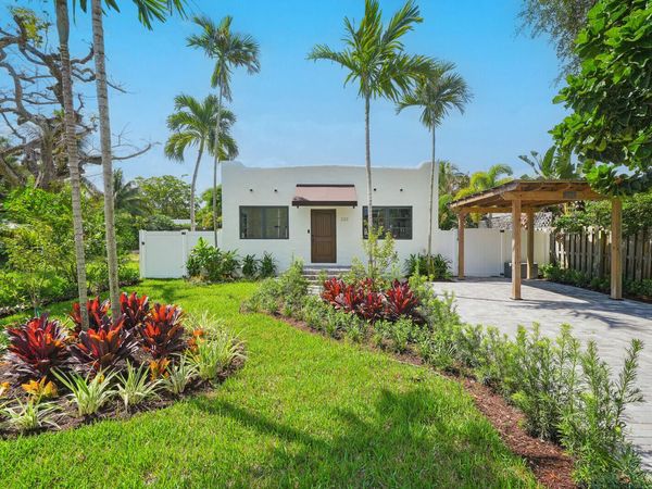 222 NE 9TH Street, Delray Beach, FL 33444