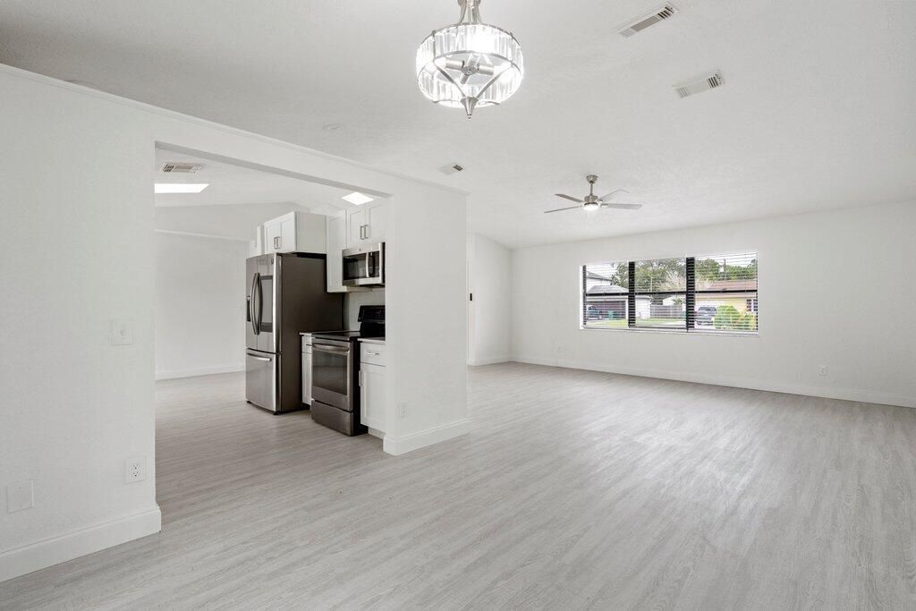 160 SW Grove Avenue, Port Saint Lucie, FL 34983 Photo