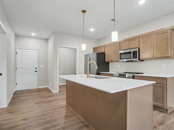 4428 Deer Creek Rd, Unit 208, Iowa City, IA 52246