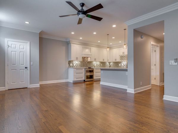 2040 Graybar Ln, Nashville, TN 37215