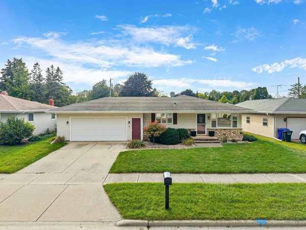 415 S MIDPARK DRIVE, Appleton, WI 54915