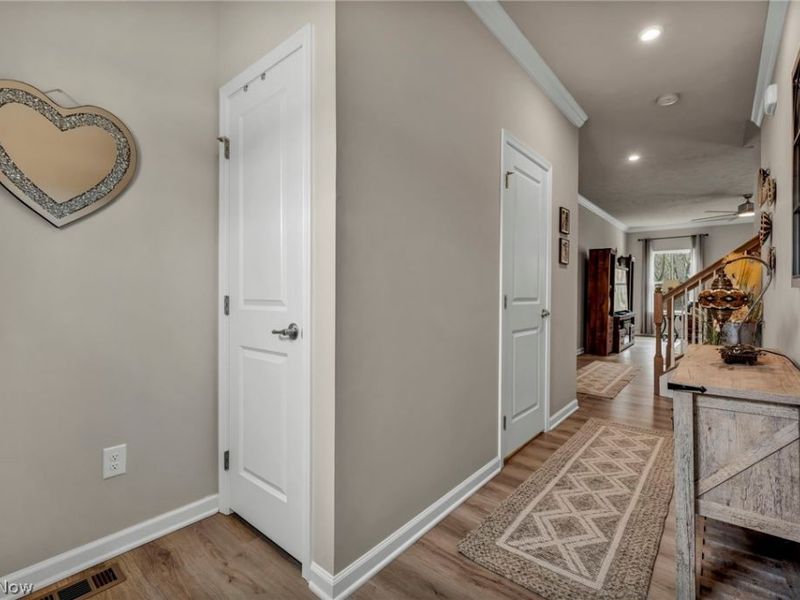 3017 Bonita Circle SE, Canal Fulton, OH 44614 Photo 3