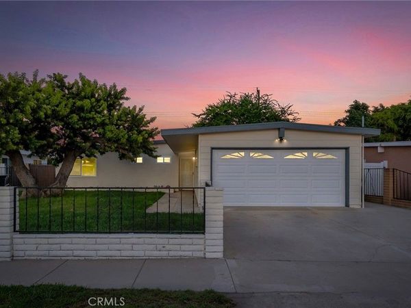2325 S Shelton, Santa Ana, CA 92707