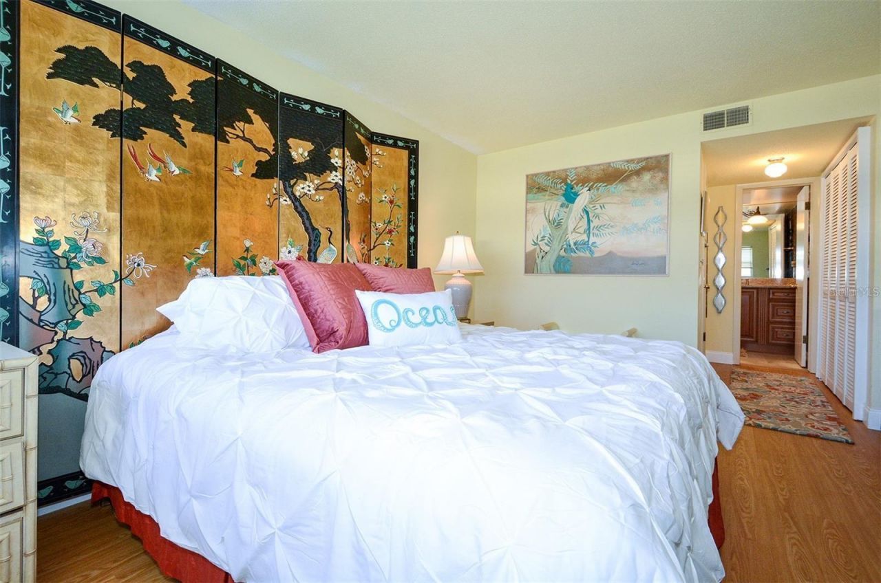 3804 Gulf Of Mexico Drive, Unit B-402, Longboat Key, FL 34228 Photo