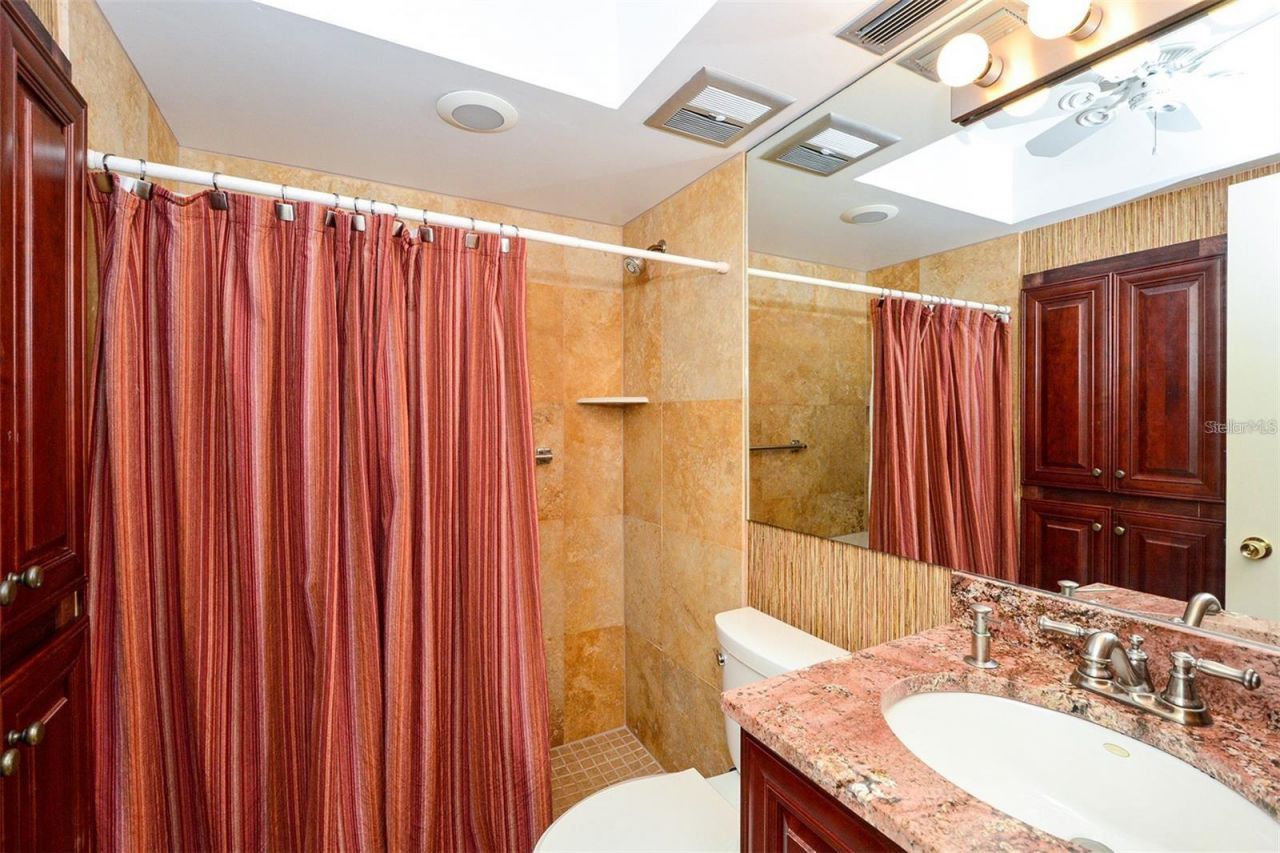3804 Gulf Of Mexico Drive, Unit B-402, Longboat Key, FL 34228 Photo