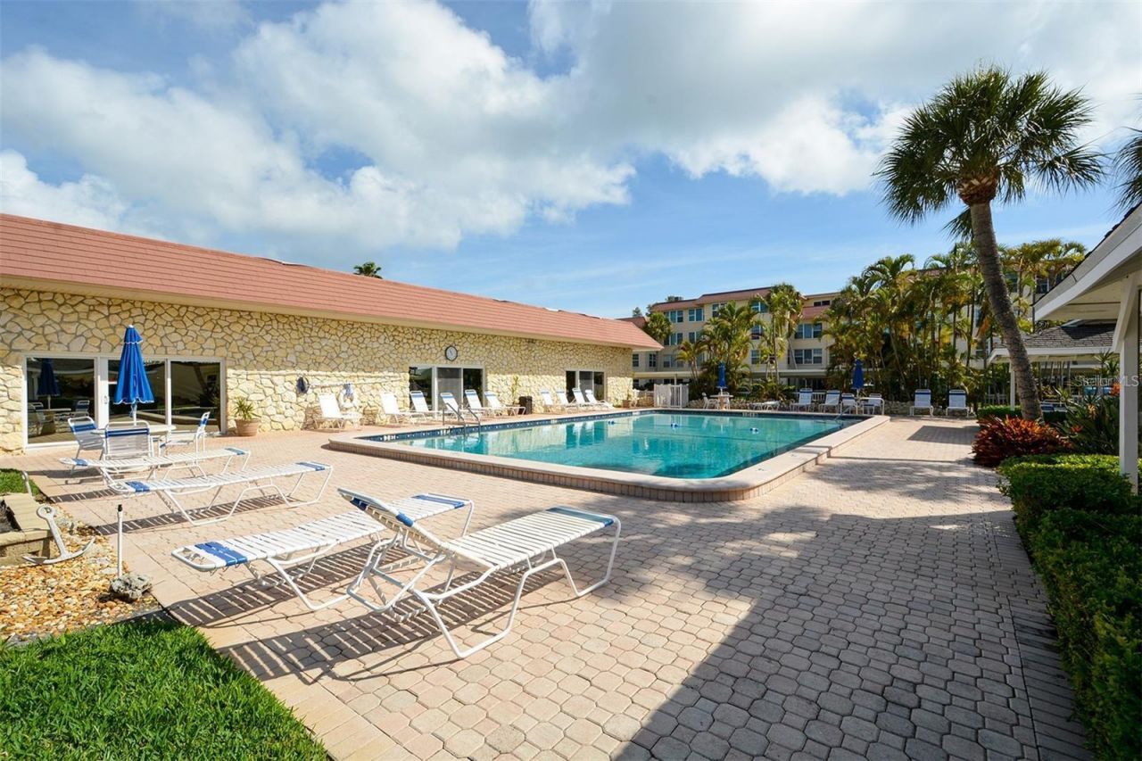 3804 Gulf Of Mexico Drive, Unit B-402, Longboat Key, FL 34228 Photo