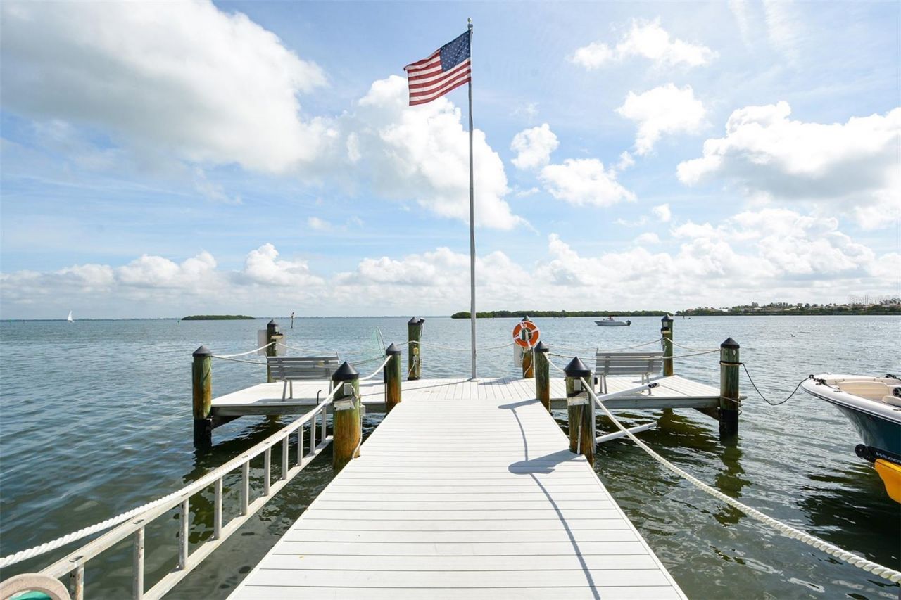 3804 Gulf Of Mexico Drive, Unit B-402, Longboat Key, FL 34228 Photo