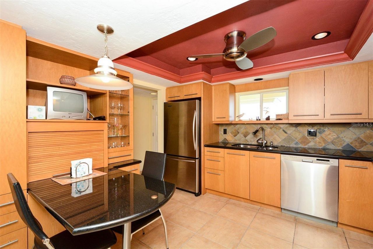 3804 Gulf Of Mexico Drive, Unit B-402, Longboat Key, FL 34228 Photo