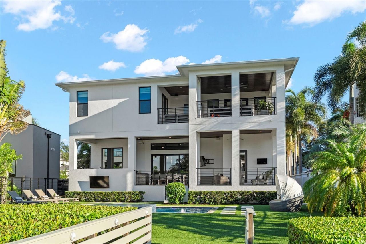 5215 W Neptune Way, Tampa, FL 33609 Photo