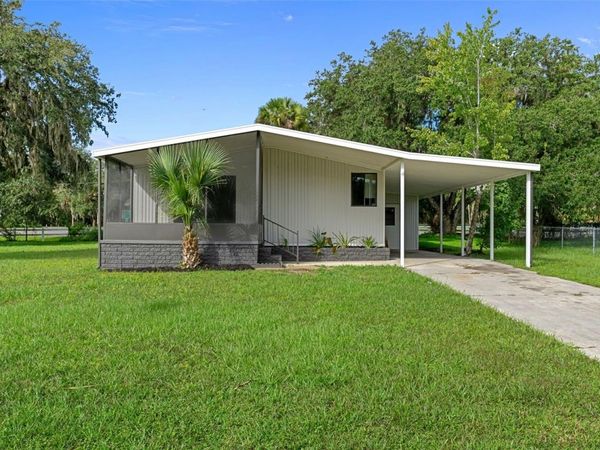 22 CANAL COURT , LAKE PANASOFFKEE, FL 33538