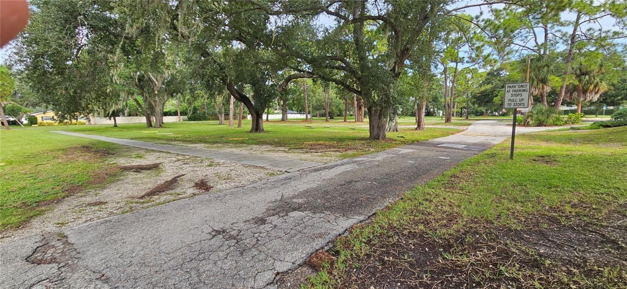 11501 Walker Avenue, Seminole, FL 33772 Photo