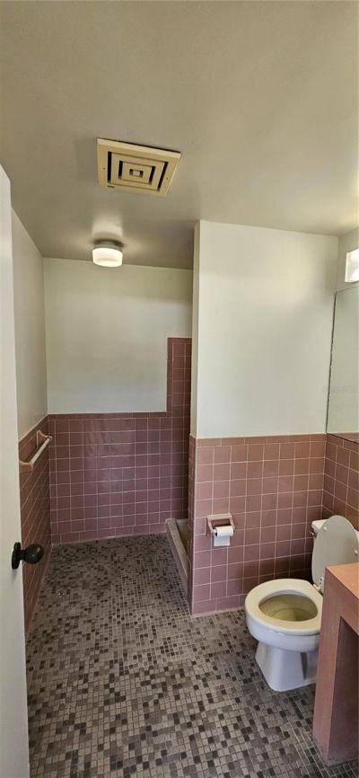 11501 Walker Avenue, Seminole, FL 33772 Photo