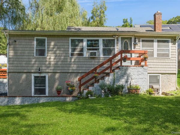 25 Tamarack Road, Rocky Point, NY 11778
