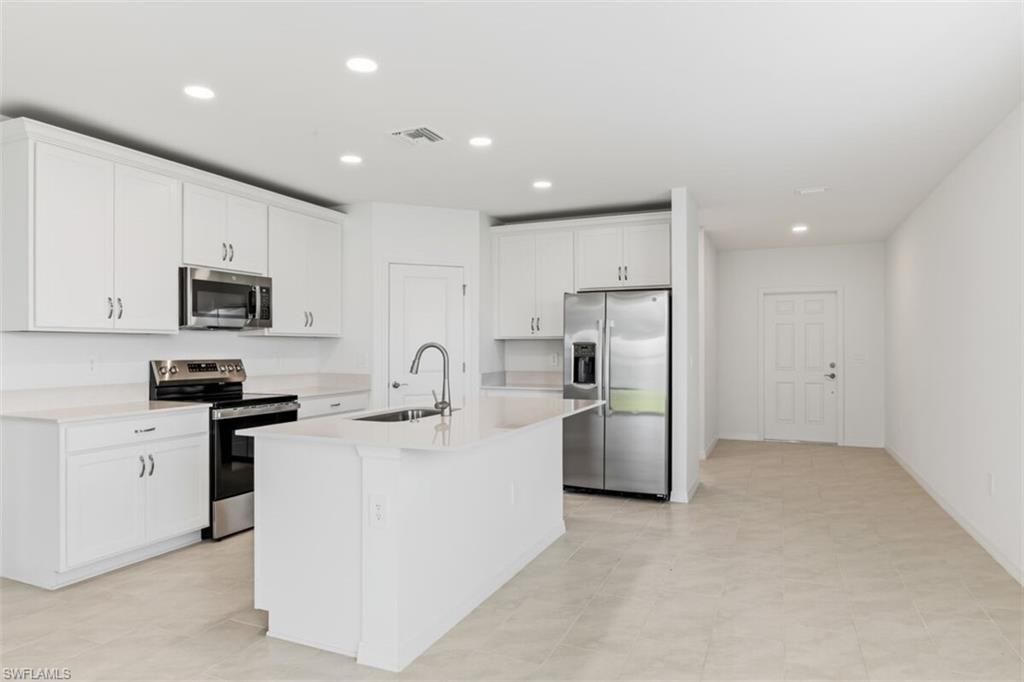 271 Lakeside Breeze Way, Lehigh Acres, FL 33936 Photo