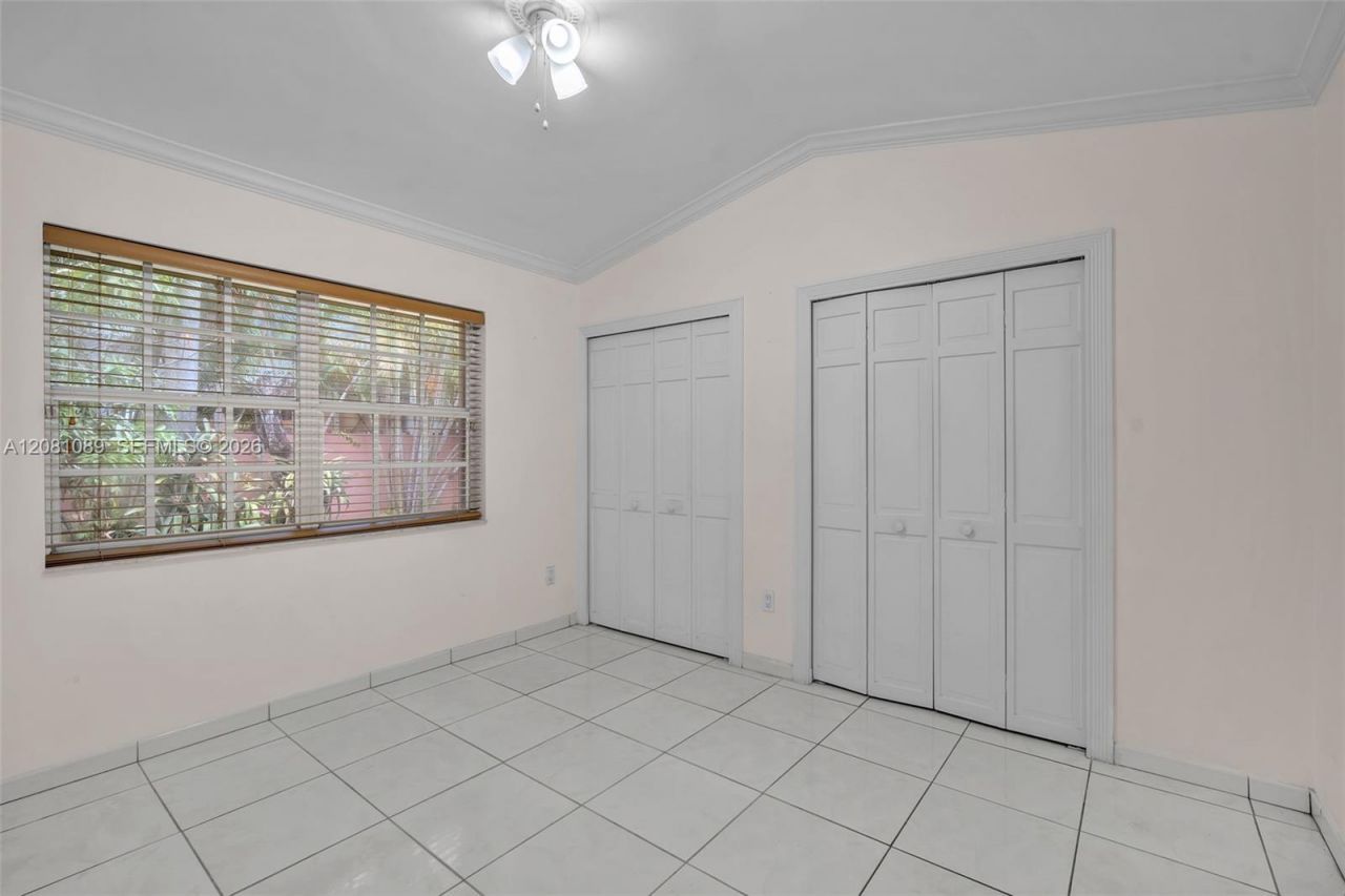 10485 NW 132nd St, Hialeah Gardens, FL 33018 Photo