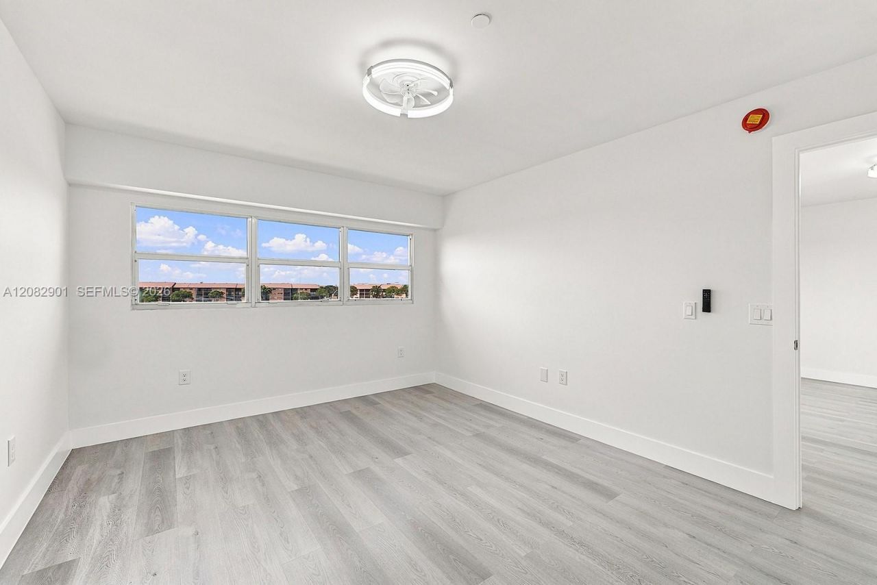 550 SW 138th Ave, Unit 402K, Pembroke Pines, FL 33027 Photo