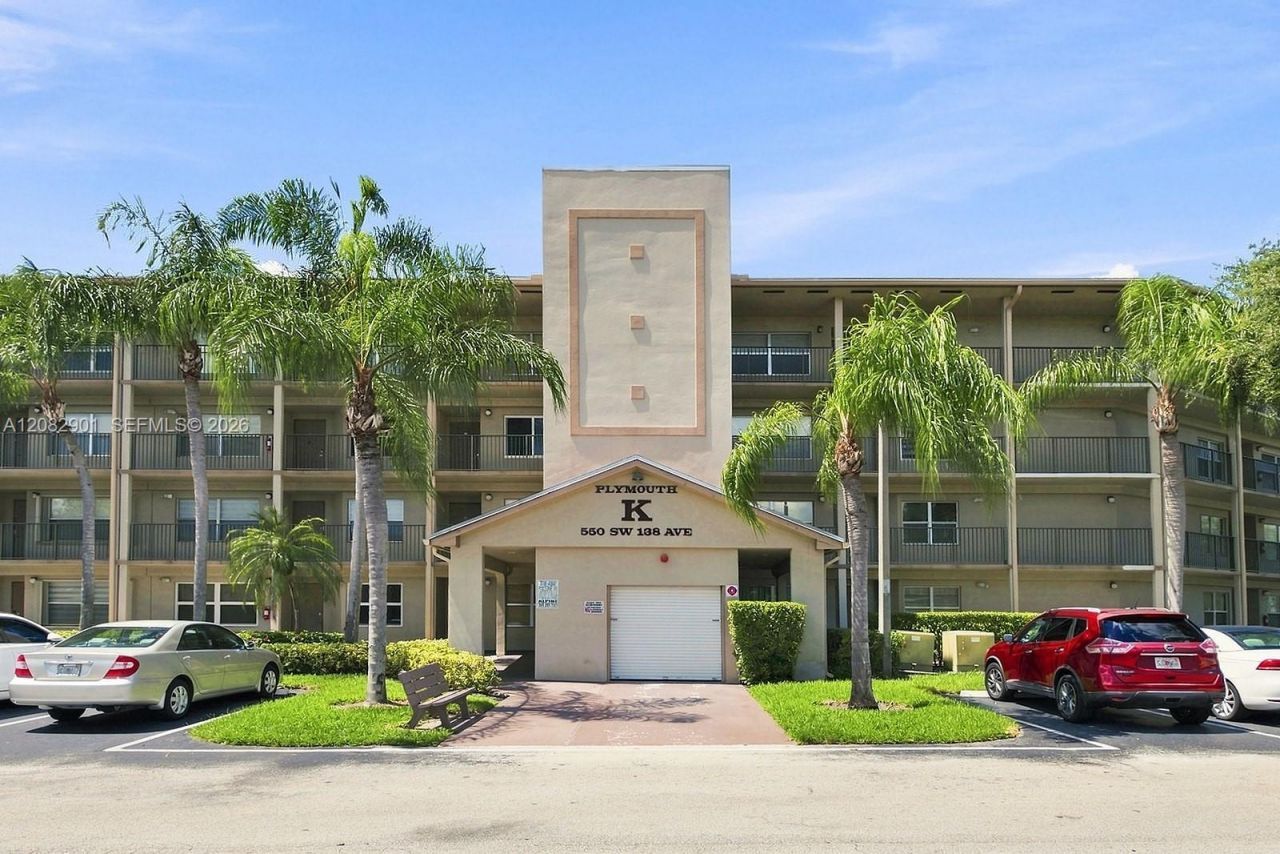 550 SW 138th Ave, Unit 402K, Pembroke Pines, FL 33027 Photo