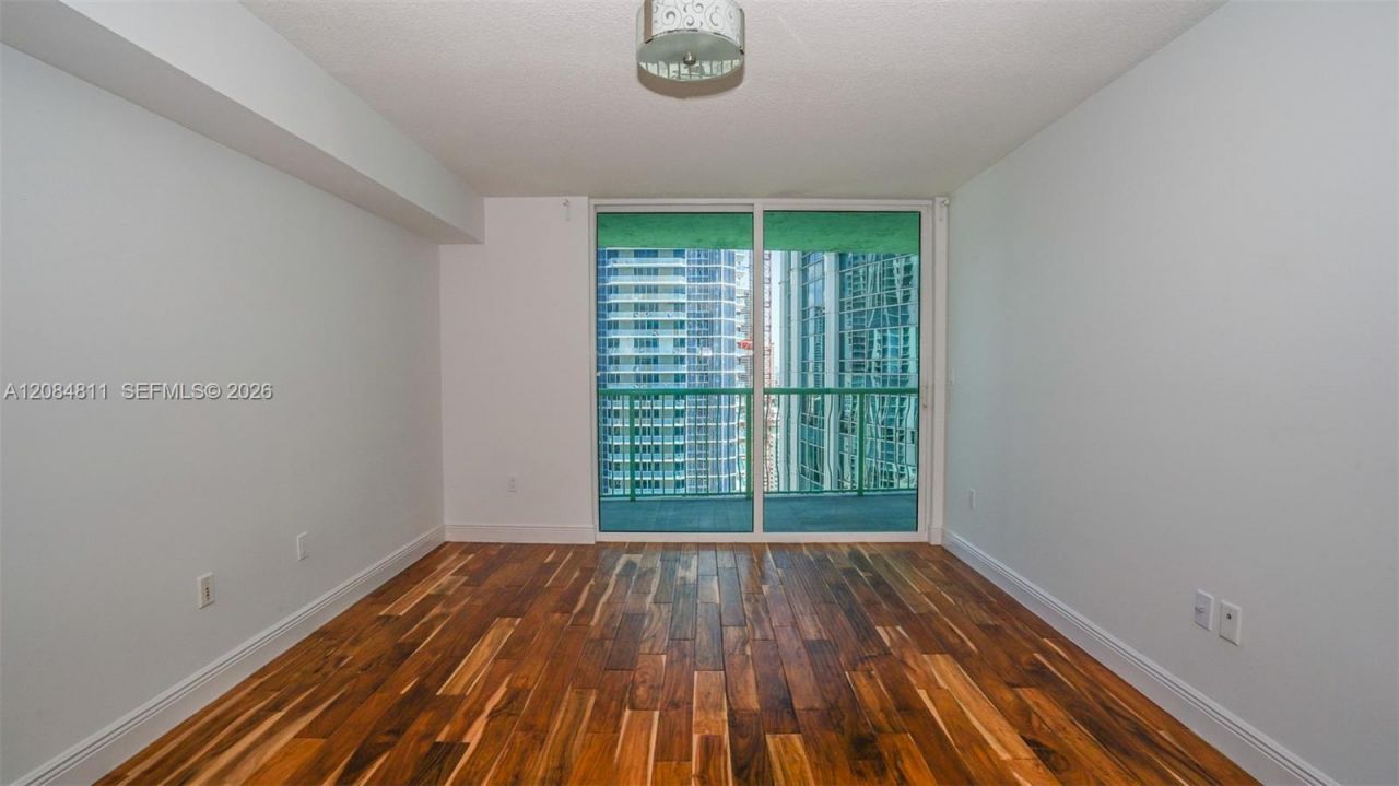 1200 Brickell Bay Dr, Unit 3620, Miami, FL 33131 Photo
