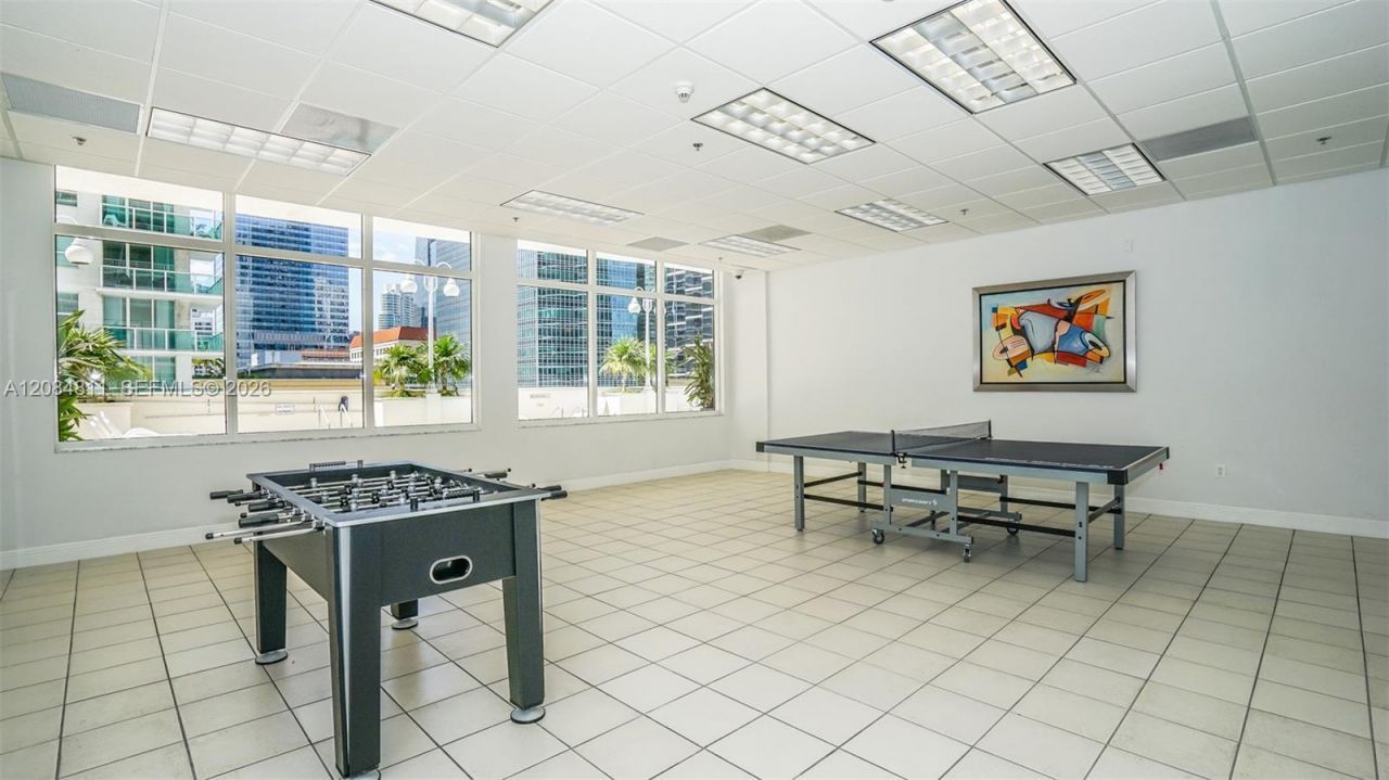 1200 Brickell Bay Dr, Unit 3620, Miami, FL 33131 Photo