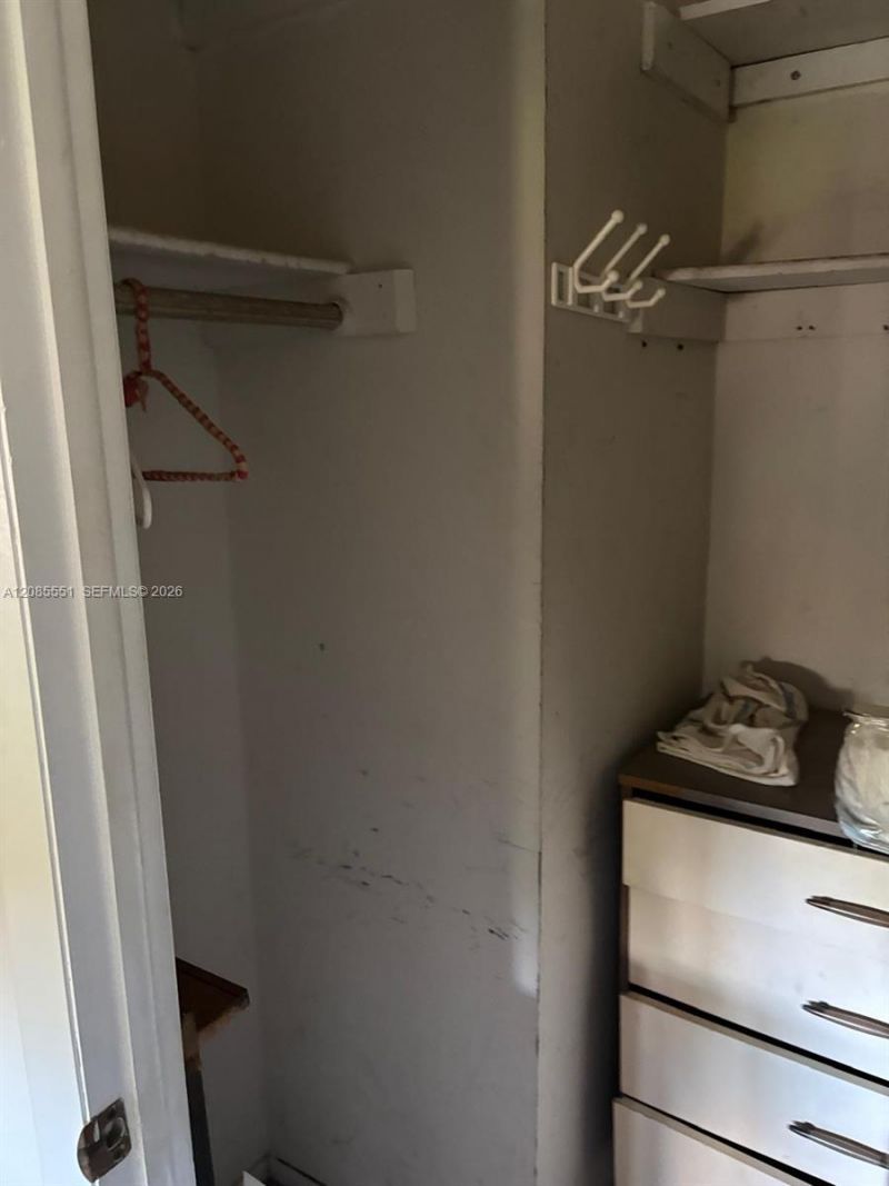 8021 N Sunrise Lakes Dr, Unit 310, Sunrise, FL 33322 Photo