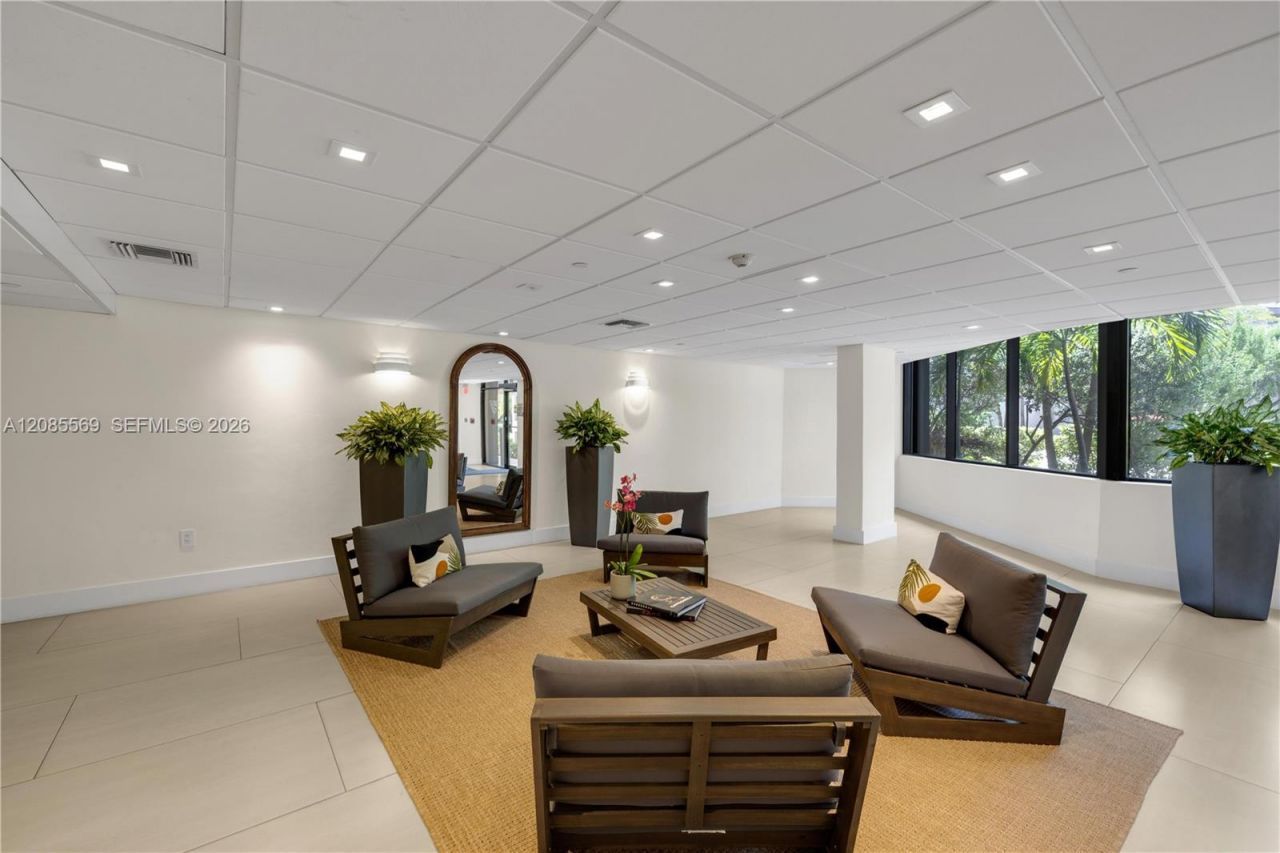 540 Brickell Key Dr, Unit 1514, Miami, FL 33131 Photo