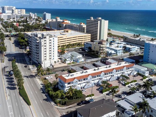 353 Virginia St , Hollywood, FL 33019