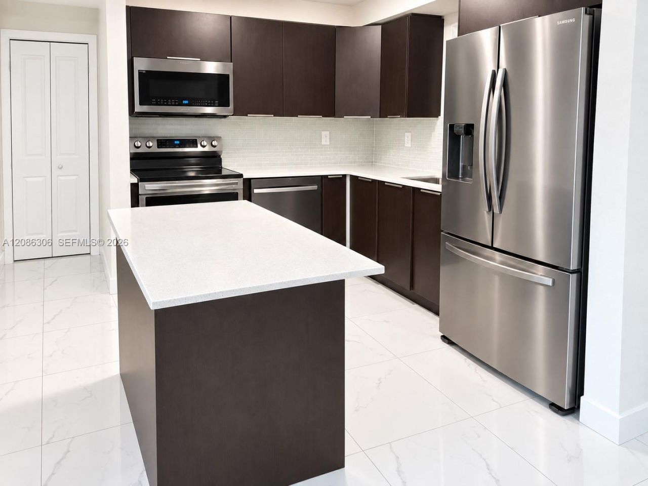 9353 Fontainebleau Blvd, Unit A105, Miami, FL 33172 Photo