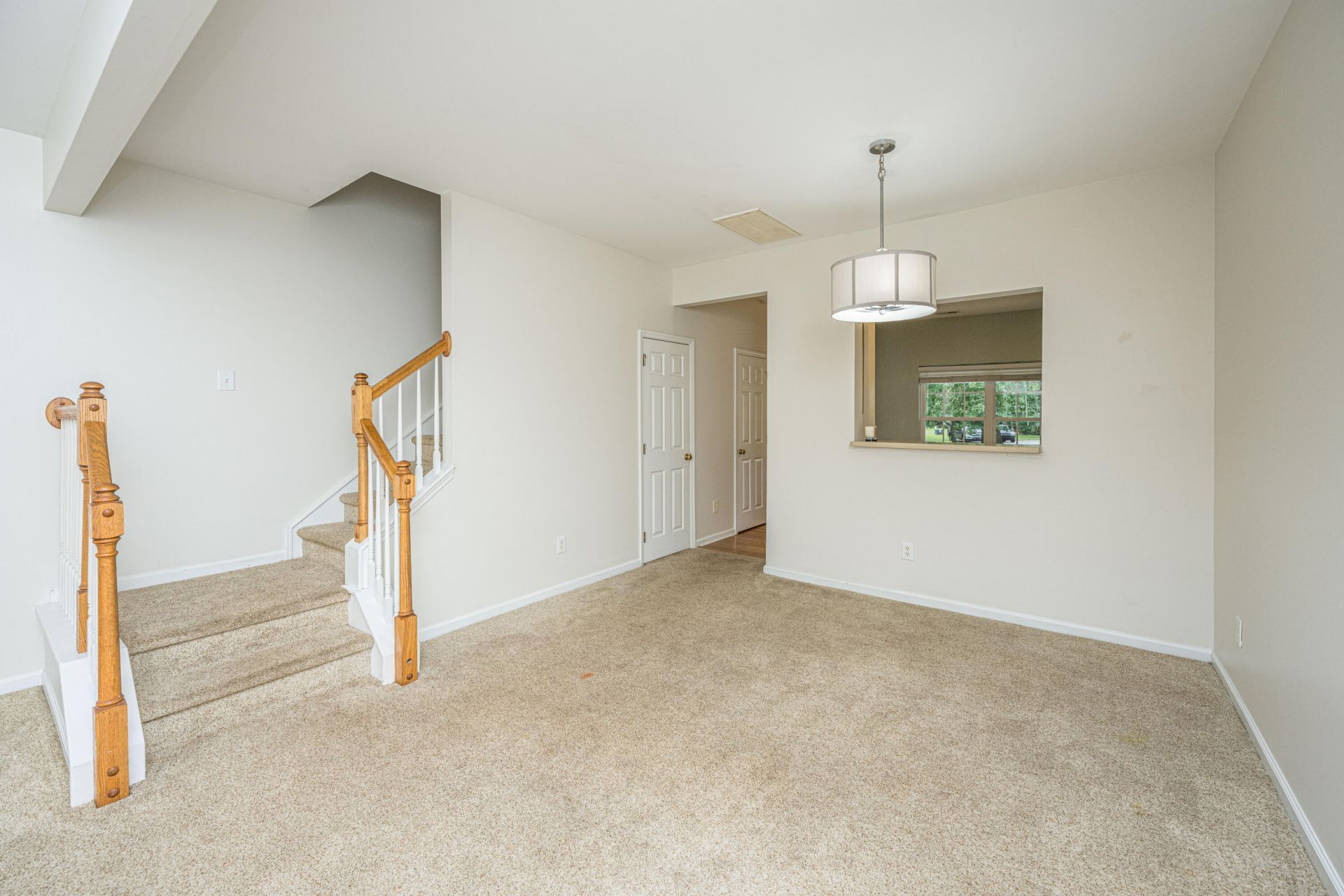 202 Twin Tree Drive Photo 8