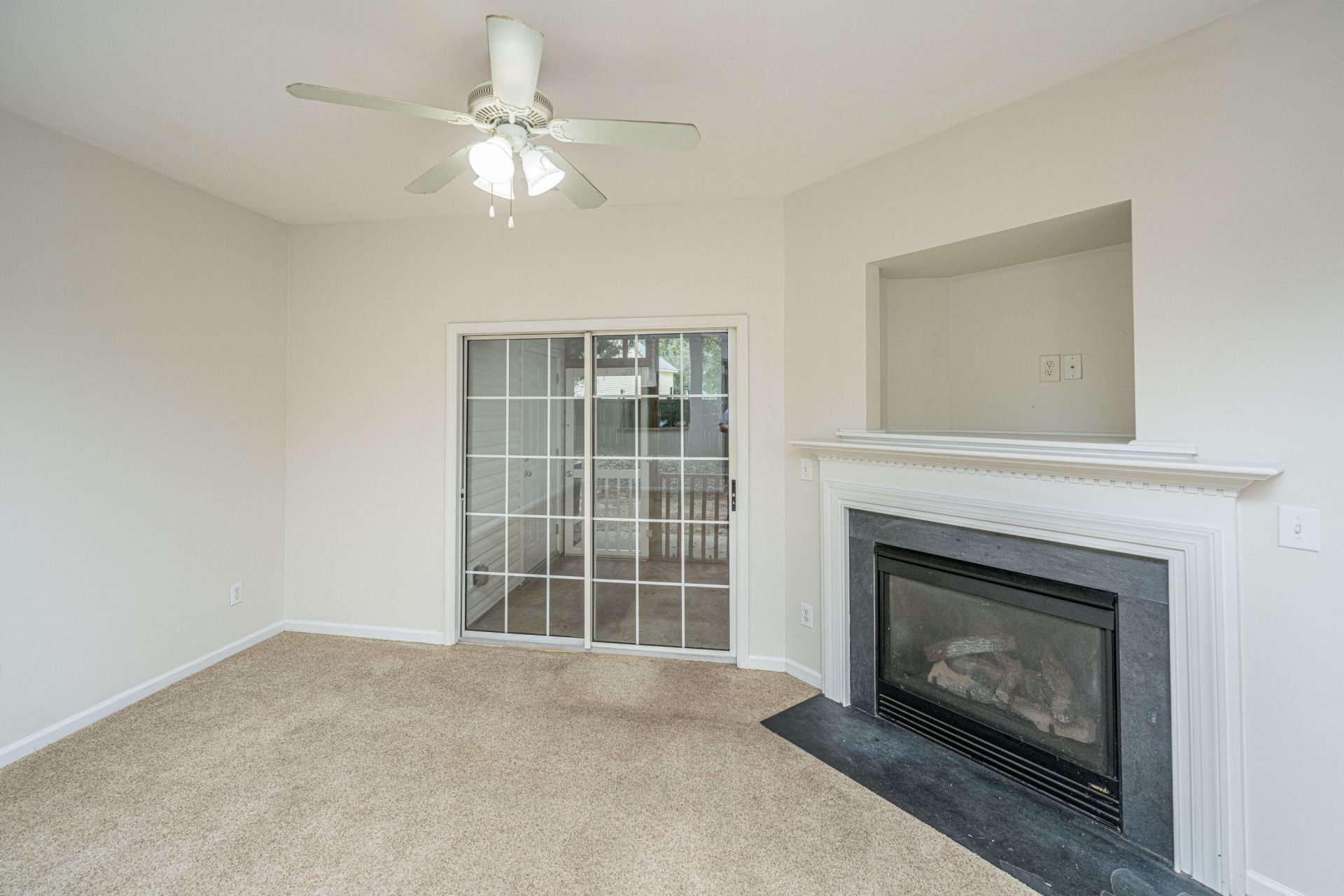 202 Twin Tree Drive Photo 9
