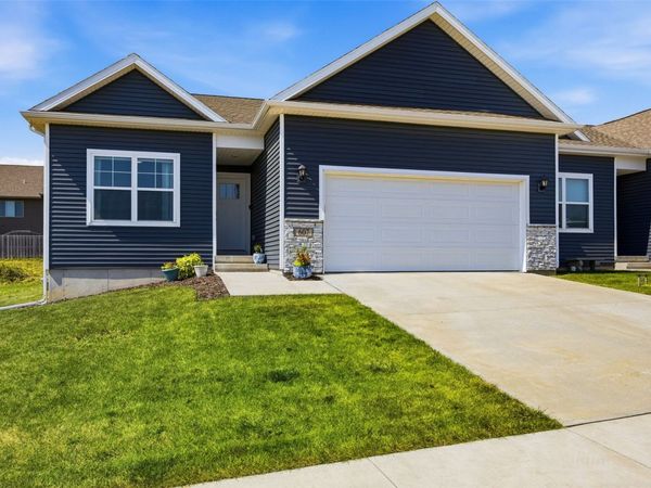 607 Thomas Street , Tiffin, IA 52340