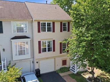 46701 CORKWING SQUARE, STERLING, VA 20164