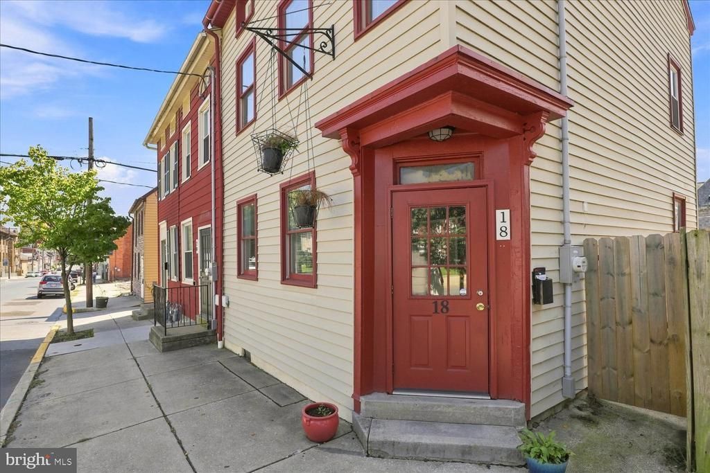 18 S 4TH STREET , COLUMBIA, PA 17512