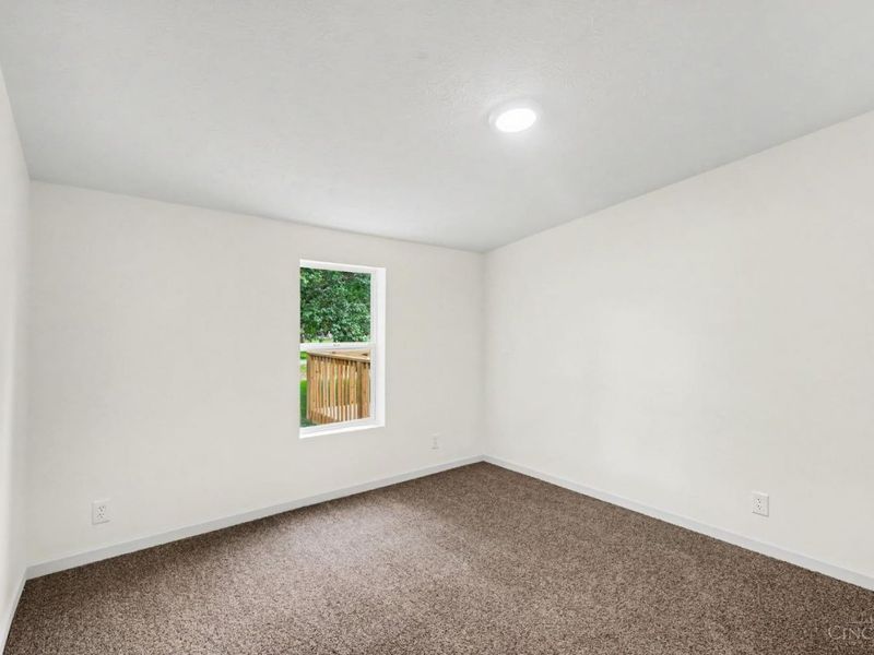 16214 Sams Drive, Sterling Township, OH 45176 Photo 11