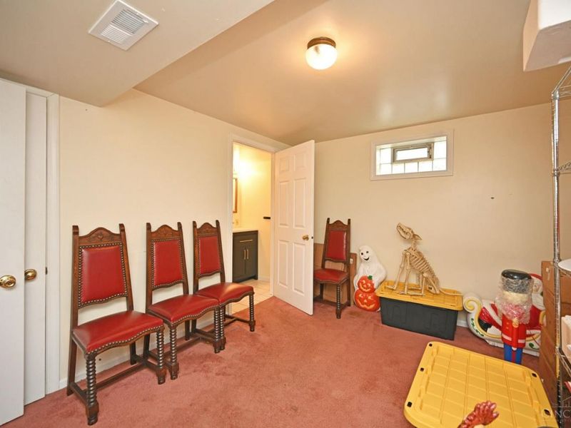 12088 Goodfield Court, Springfield Township, OH 45240 Photo 39