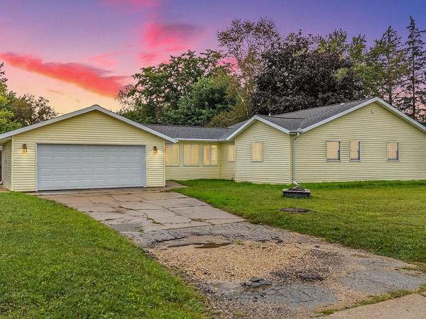 1004 WERNER ALLEN ROAD, New London, WI 54961