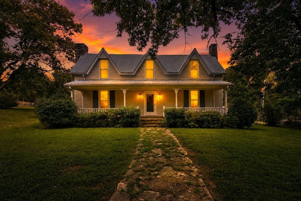 4923 Blue Creek Rd, Lynnville, TN 38472 Main Photo