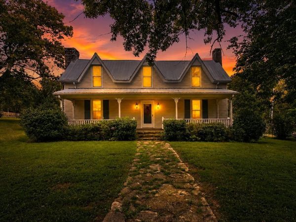 4923 Blue Creek Rd , Lynnville, TN 38472