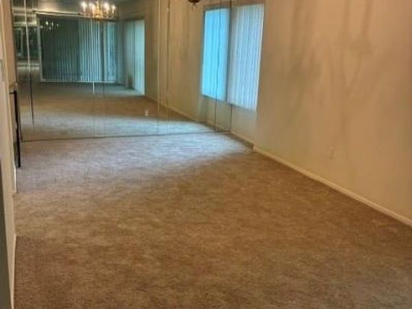 18403 University Park Drive, Livonia, Mi 48152