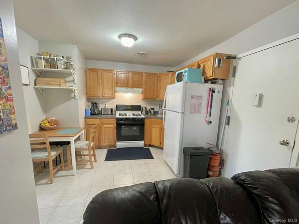 1200 Jericho Turnpike , Unit Apt 1, New Hyde Park, NY 11040