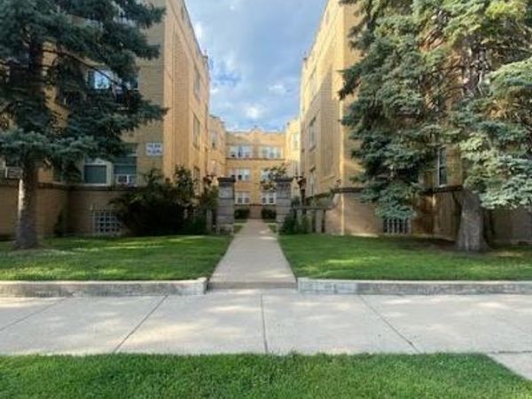 2214 W Thome Avenue, Unit 2B, Chicago, IL 60659